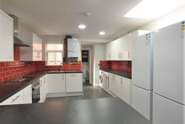 5 bed house, Lime Avenue, Selly Park, Birmingham, B297AJ - Image 4